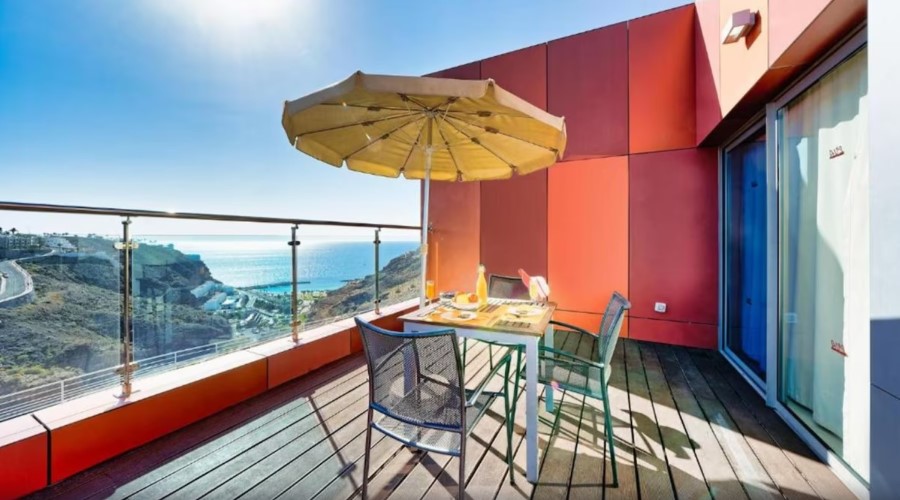 Gran Canaria Balcony with Ocean Views, Family School Deal