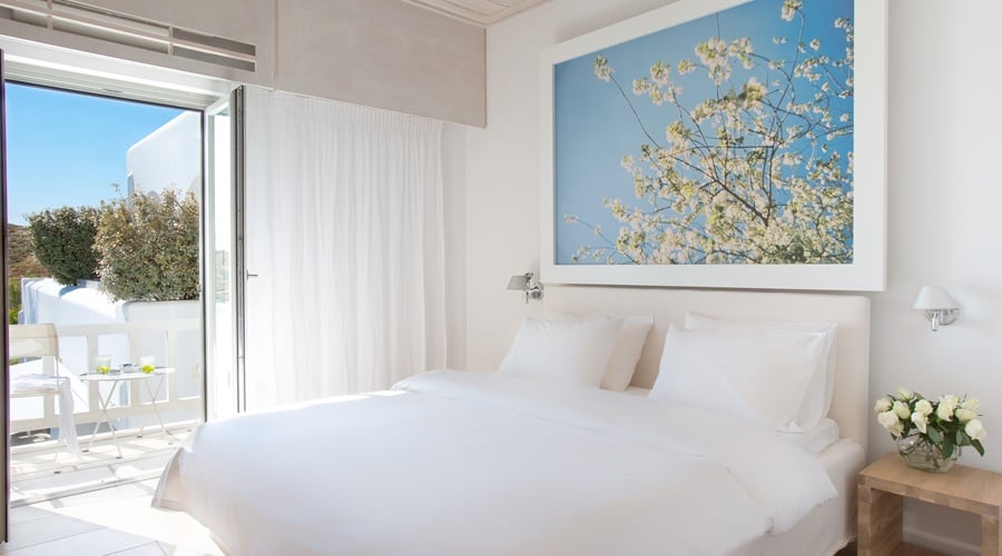 Essence of Mykonian Living, Luxury Grace Mykonos w. Flights