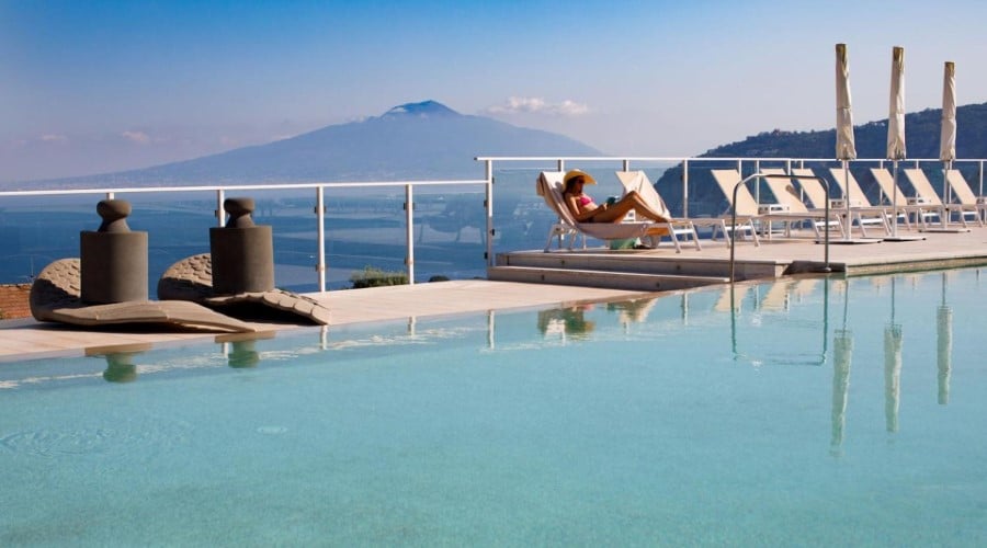 Stunning Italian Riviera Views, 4 Nights B&B Stay with Flights