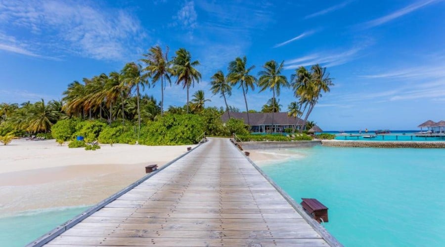 Maldives, upgrade to Grand All-Inc Dine Around, Save £2,530