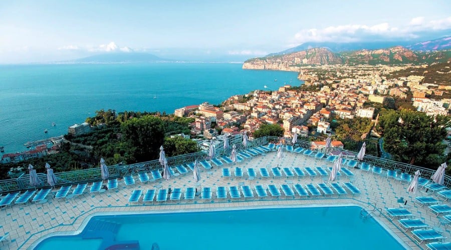 5* Stay in Sorrento, Stunning Views, B&B with Flights